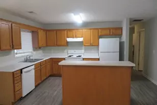 330 Chestnut Dr, Covington, GA 30016 - Photo 7