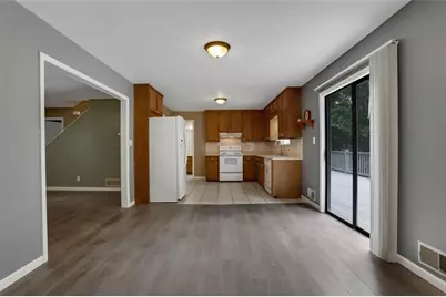 4378 Ridge Court, Loganville, GA 30052 - Photo 9