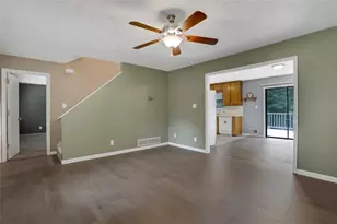 4378 Ridge Ct, Loganville, GA 30052 - Photo 5