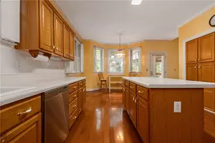 2372 Merrymount Dr, Suwanee, GA 30024 - Photo 19