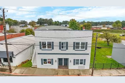 228 N Main Street, Cornelia, GA 30531 - Photo 1