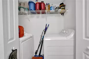 795 Hammond Dr, Sandy Springs, GA 30328 - Photo 23