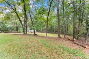 6668 Belton Bridge Rd, Lula, GA 30554 - Photo 9