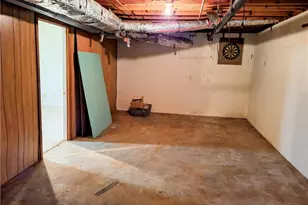 564 Deer Run SW, Lilburn, GA 30047 - Photo 29