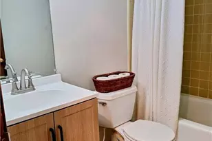 564 Deer Run SW, Lilburn, GA 30047 - Photo 7