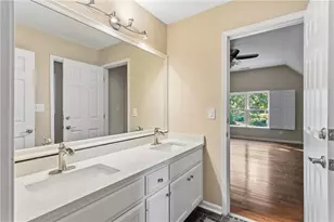 1472 Lachona Ct NE, Atlanta, GA 30329 - Photo 39