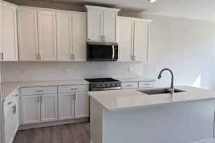 931 Crestmanor Dr, Marietta, GA 30008 - Photo 3