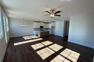 923 Crestmanor Dr, Marietta, GA 30008 - Photo 5