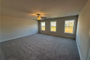 923 Crestmanor Dr, Marietta, GA 30008 - Photo 9