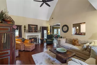 1386 Valmont Trace NE, Marietta, GA 30066 - Photo 9