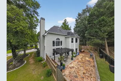 5720 Emerald Falls Way, Sugar Hill, GA 30518 - Photo 7