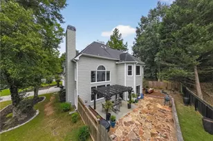 5720 Emerald Falls Way, Sugar Hill, GA 30518 - Photo 7