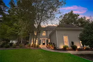 5720 Emerald Falls Way, Sugar Hill, GA 30518 - Photo 13