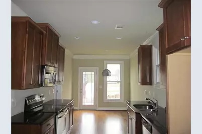 1527 Princeton Avenue, College Park, GA 30337 - Photo 7