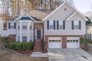 3375 Pierce Arrow Cir, Suwanee, GA 30024 - Photo 1