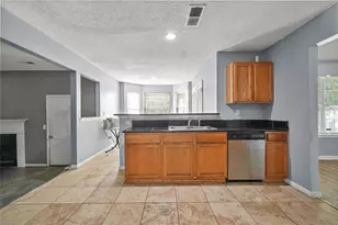 2065 Resting Creek Dr, Decatur, GA 30035 - Photo 11