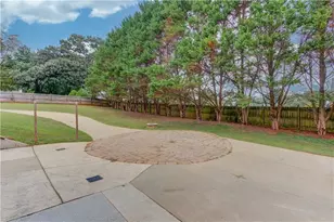 39 Legendary Dr, Hoschton, GA 30548 - Photo 33