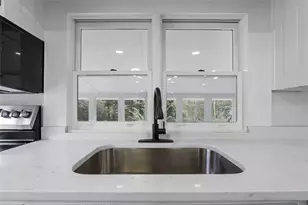 800 Park Ave, Baldwin, GA 30511 - Photo 9