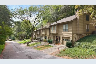 3996 Dyouville Court, Atlanta, GA 30341 - Photo 3