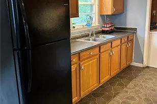 260 W Teamon Cir, Griffin, GA 30228 - Photo 5