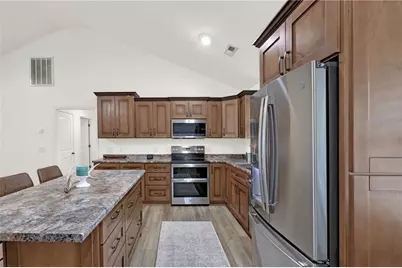 210 Madison Drive SW, Calhoun, GA 30701 - Photo 13