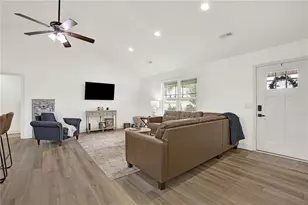 210 Madison Dr SW, Calhoun, GA 30701 - Photo 7