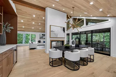 585 Amberidge Trail, Atlanta, GA 30328 - Photo 23