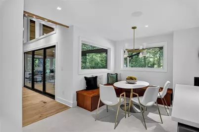 585 Amberidge Trail, Atlanta, GA 30328 - Photo 31