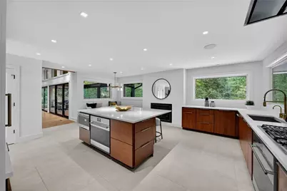 585 Amberidge Trail, Atlanta, GA 30328 - Photo 39