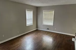 1307 SW Lorenzo Dr Dr SW, Atlanta, GA 30310 - Photo 3