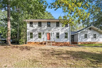 864 Sweet Briar Lane SE, Conyers, GA 30094 - Photo 3