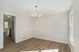 864 Sweet Briar Ln SE, Conyers, GA 30094 - Photo 13