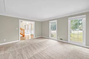 717 Oxford Ct SW, Lilburn, GA 30047 - Photo 41