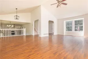 706 Rose Creek Bluff, Woodstock, GA 30189 - Photo 11