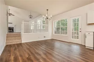 706 Rose Creek Bluff, Woodstock, GA 30189 - Photo 19