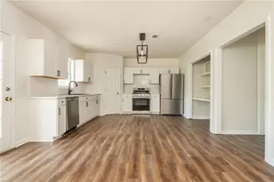 706 Rose Creek Bluff, Woodstock, GA 30189 - Photo 17