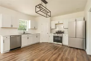 706 Rose Creek Bluff, Woodstock, GA 30189 - Photo 25