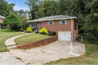 3235 Woodview Drive SE, Smyrna, GA 30082 - Photo 3