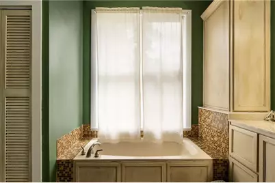 712 College Street, Calhoun, GA 30701 - Photo 17