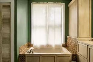 712 College St, Calhoun, GA 30701 - Photo 17