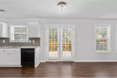 1616 Amhearst Oaks Court, Lawrenceville, GA 30043 - Photo 9