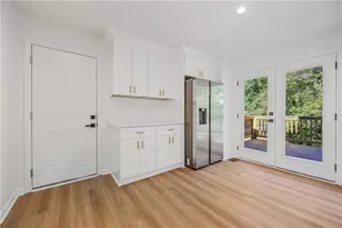 5200 Golfcrest Cir, Stone Mountain, GA 30088 - Photo 7