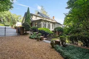 1152 Byrnwyck Rd NE, Brookhaven, GA 30319 - Photo 45