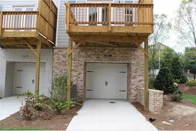 4761 Roswell Road, Atlanta, GA 30342 - Photo 15