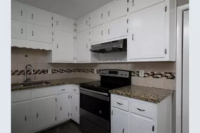 581 Autumn Lane, Marietta, GA 30068 - Photo 9