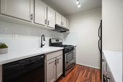 706 Cumberland Court SE, Smyrna, GA 30080 - Photo 11