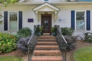 610 Candler St, Gainesville, GA 30501 - Photo 3