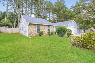 819 Arbor Hill Dr, Stone Mountain, GA 30088 - Photo 3