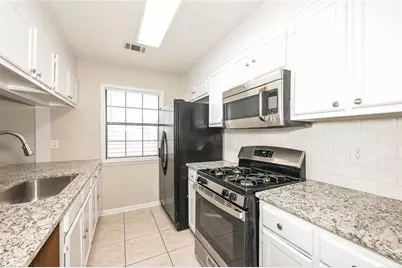 819 Arbor Hill Drive, Stone Mountain, GA 30088 - Photo 9