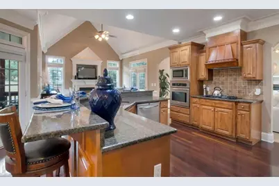 415 Oxmoor Lake Drive, McDonough, GA 30252 - Photo 5